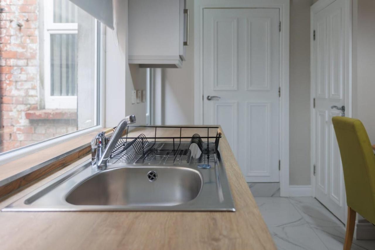 Chic Studio Apartment Central Belfast Sleeps 2. Dış mekan fotoğraf
